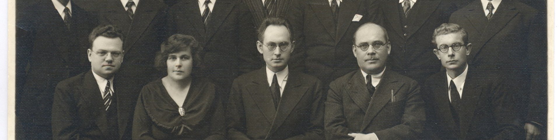 Tartu ülikooli stipendiaadid ja diploomitud edasiõppijad Tartu ülikooli aastapäeval 1. dets. 1934. a.